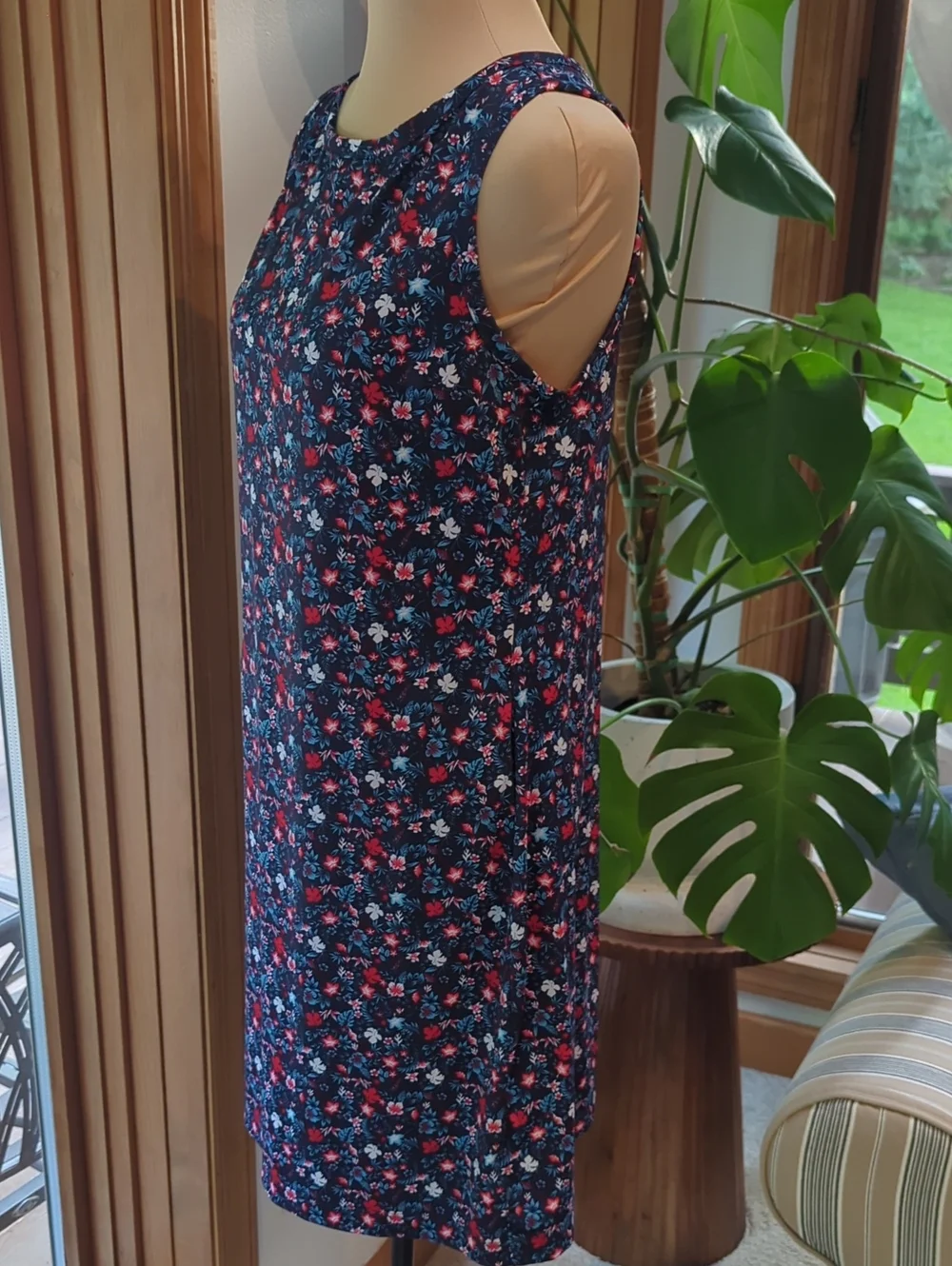Columbia Floral Active Dress Sleeveless with Pockets Size M - Picture 3 of 7